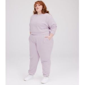 Women's Orchid 50/50 Classic Jogger and cropped sweatshirt